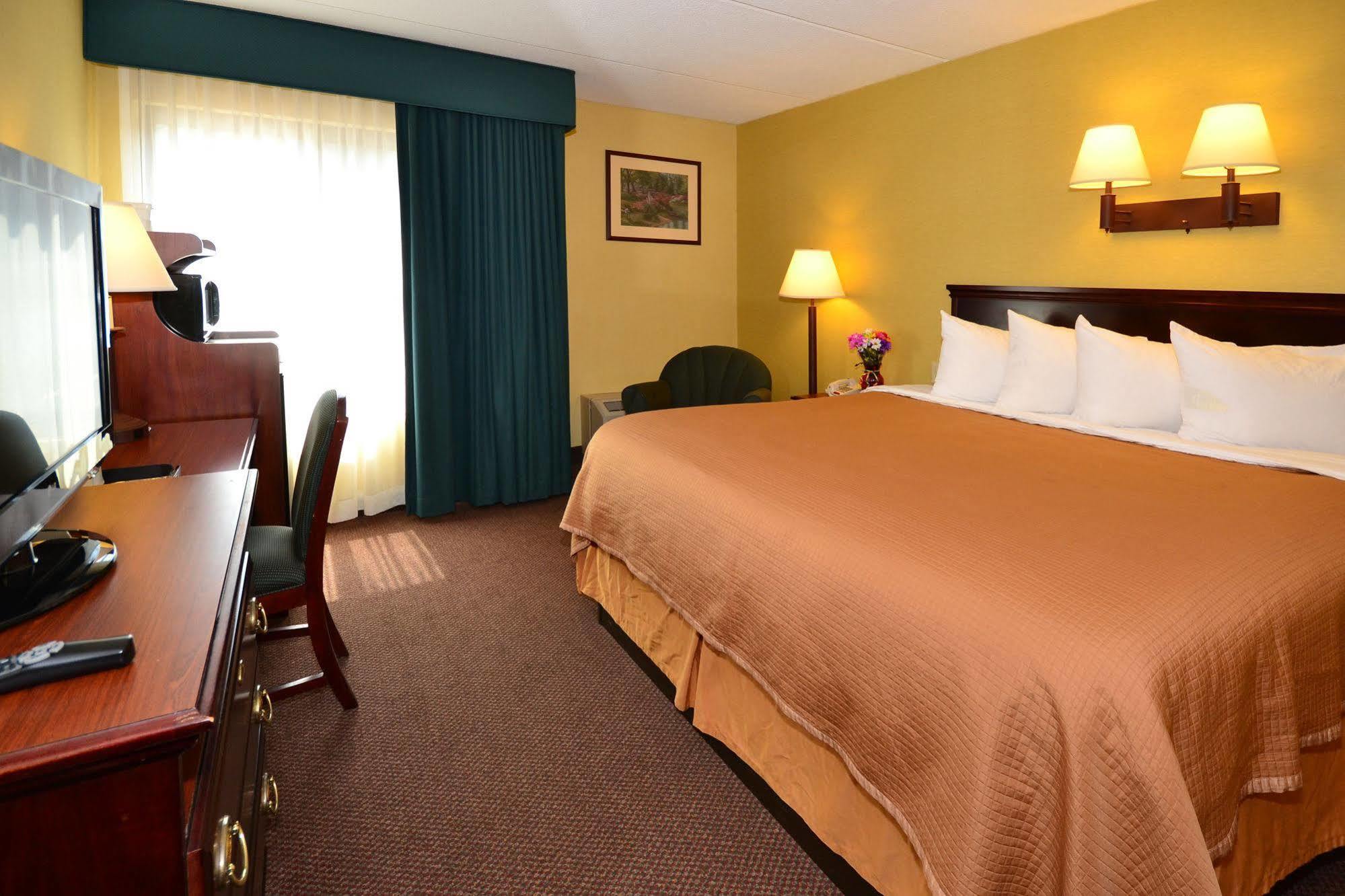 Howard Johnson By Wyndham Saugerties Zewnętrze zdjęcie